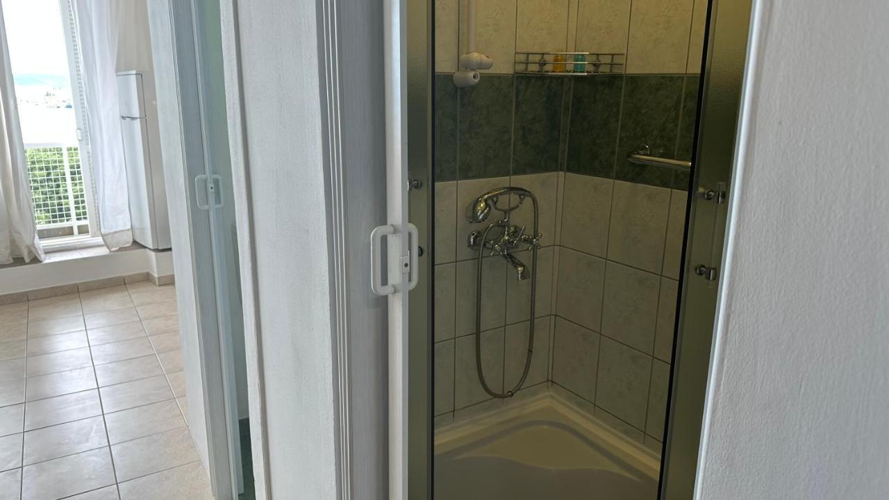 Split Apartments Trpimira Street Экстерьер фото