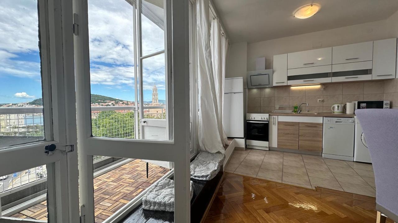 Split Apartments Trpimira Street Экстерьер фото