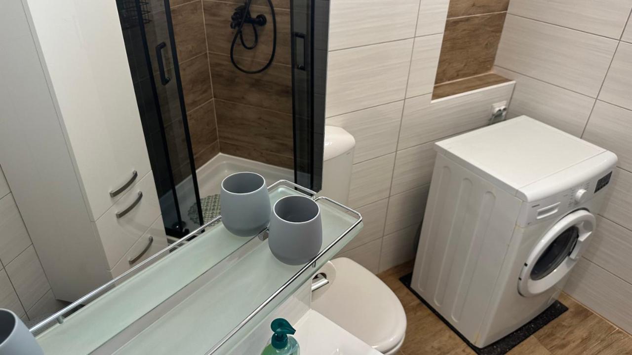 Split Apartments Trpimira Street Экстерьер фото
